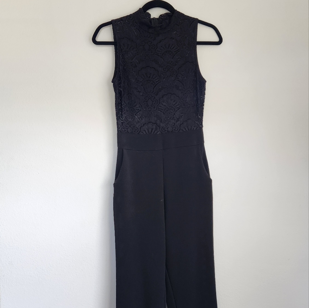 Mockneck lace jumpsuit ✨️ - Picture 5 of 8